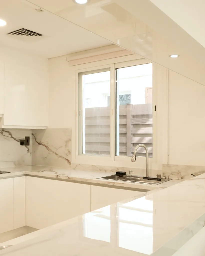 Al Habtoor Residence — 8