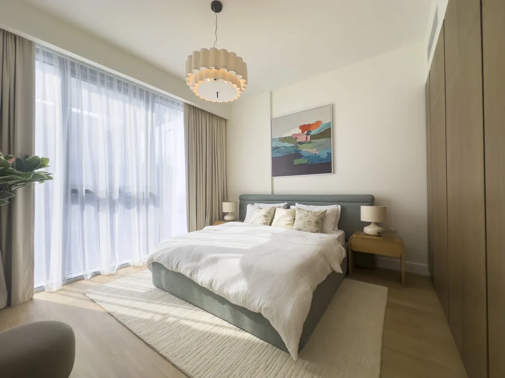 Canal Front Residence — Bedroom