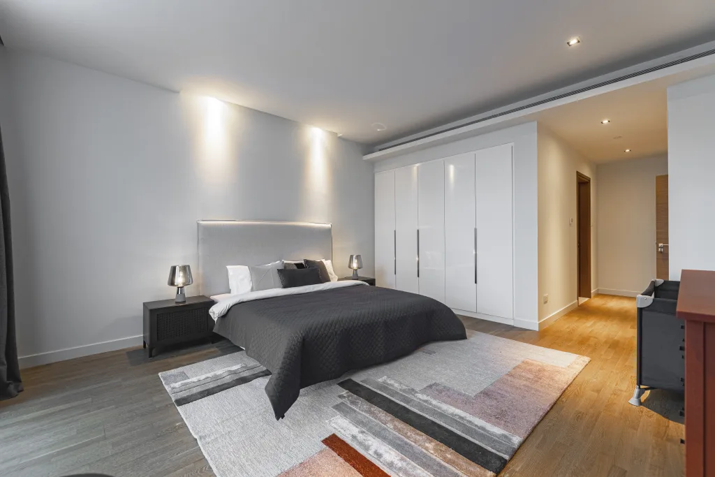 City Walk 404 — Bedroom