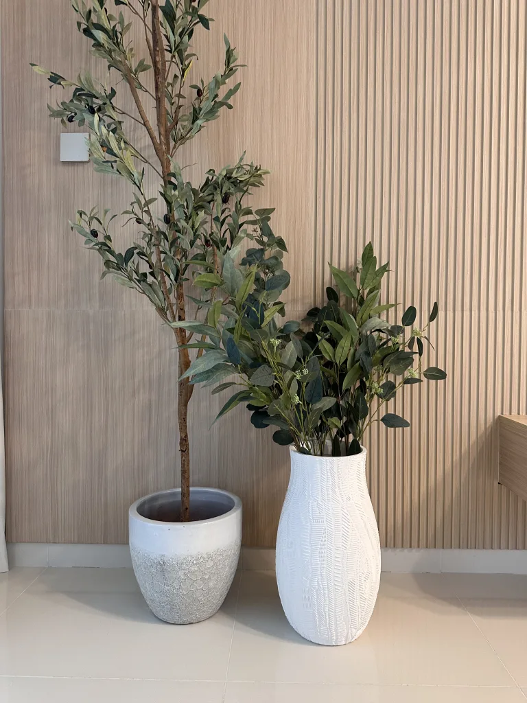 Dubai Harbour Residence — Styling detail