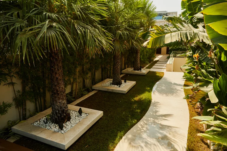 Dubai Hills Fairway 22 — Garden